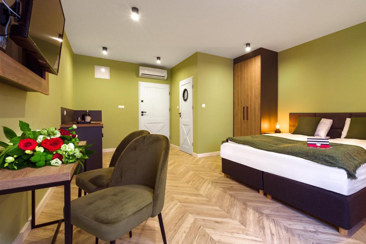 Kamienica Portowa Lejlighedshotel Mikołajki Eksteriør billede